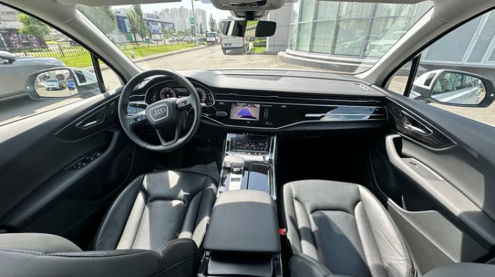 Audi Q7 TDI quattro 2023
