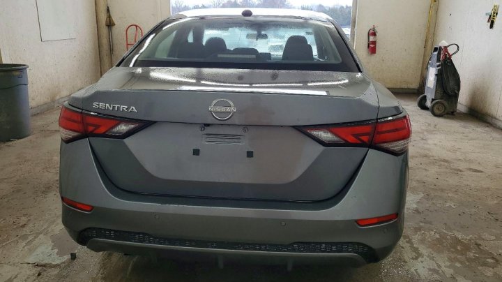 Nissan Sentra  2025