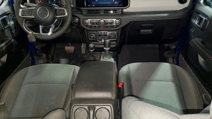 JEEP WRANGLER  2024