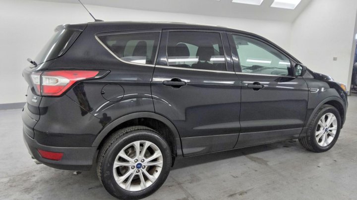 Ford Escape  2017