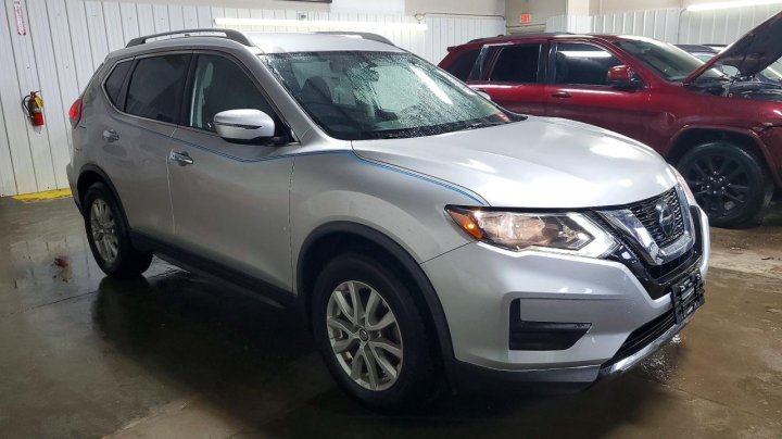 Nissan ROGUE  2018