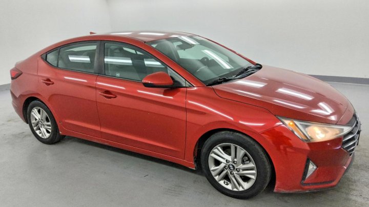 Hyundai Elantra  2019