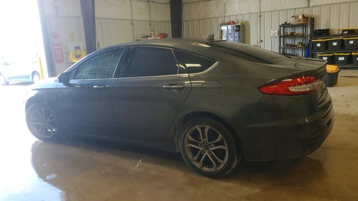 Ford FUSION  2020