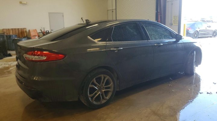 Ford FUSION  2020