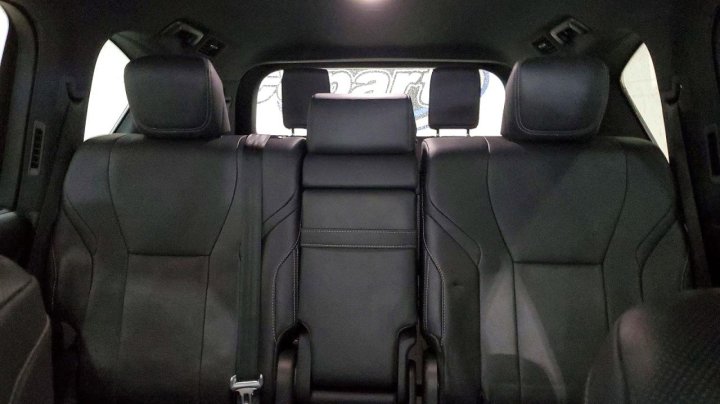 Lexus LX  2023