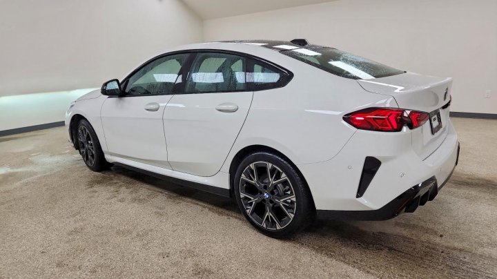 BMW 228  2026