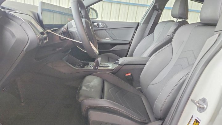 BMW 228  2026