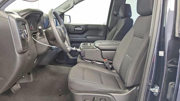 Chevrolet Silverado  2023