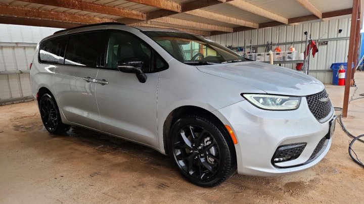 CHRYSLER Pacifica  2023