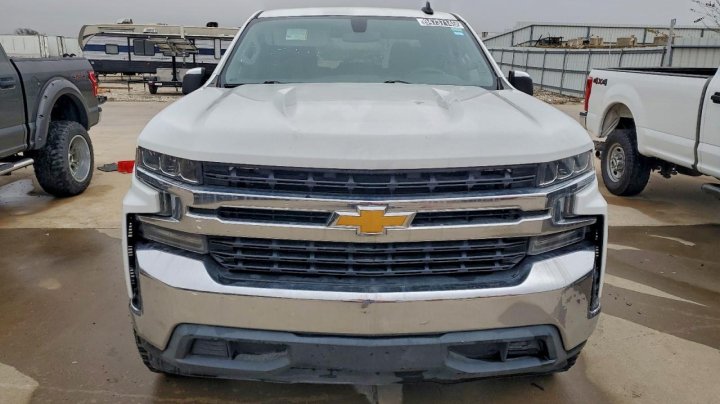 Chevrolet Silverado  2020