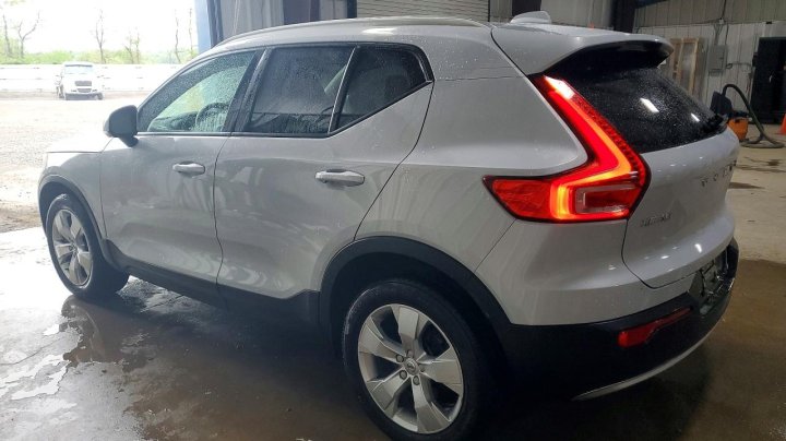 Volvo XC40  2020