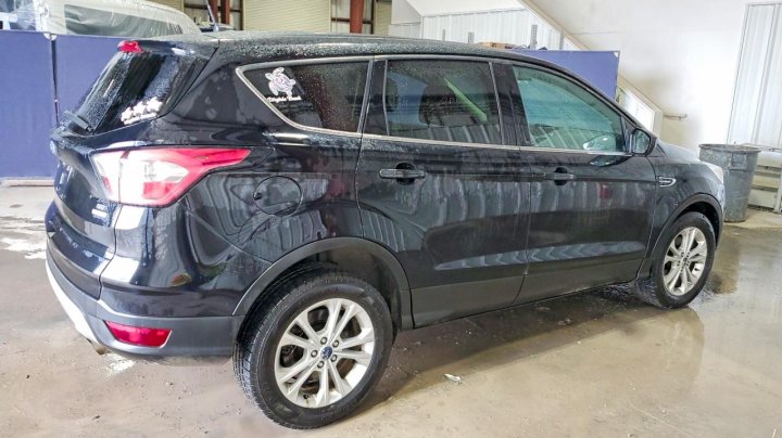 Ford Escape  2017