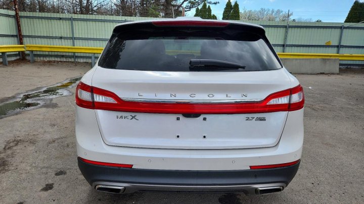 Lincoln MKX  2016