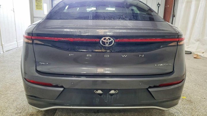 Toyota CROWN  2023