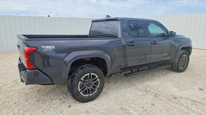 Toyota TACOMA  2025