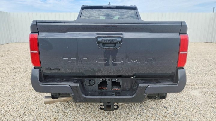 Toyota TACOMA  2025