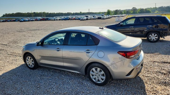 KIA RIO  2023