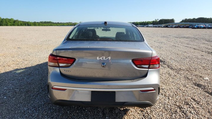 KIA RIO  2023