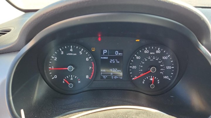 KIA RIO  2023