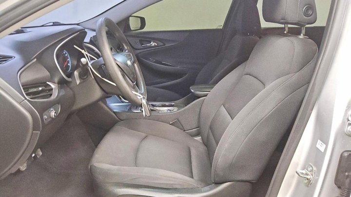 Chevrolet Malibu  2022