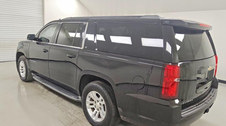 Chevrolet Suburban  2016