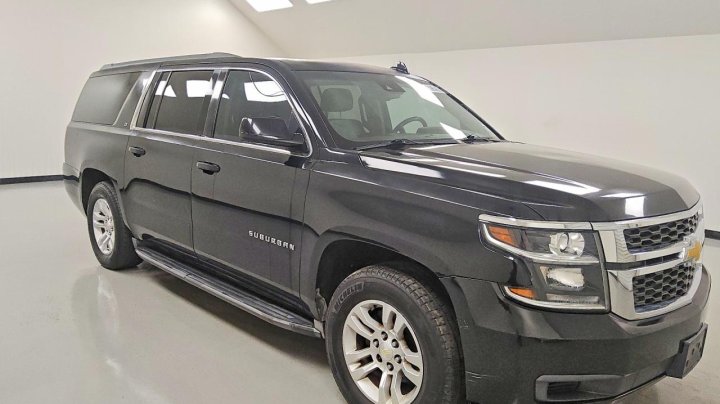 Chevrolet Suburban  2016