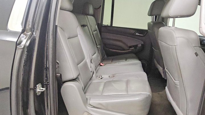 Chevrolet Suburban  2016