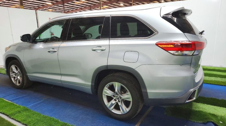Toyota Highlander  2018