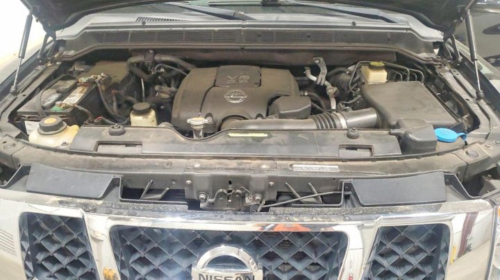 Nissan ARMADA  2015