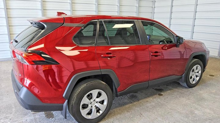 Toyota RAV4  2024