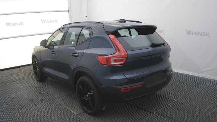Volvo XC40 2026