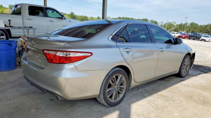 Toyota Camry  2016