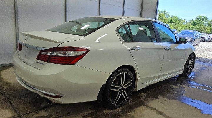 Honda Accord  2017