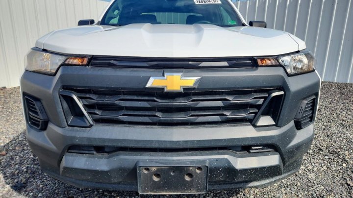 CHEV COLORADO  2023