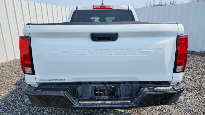 CHEV COLORADO  2023