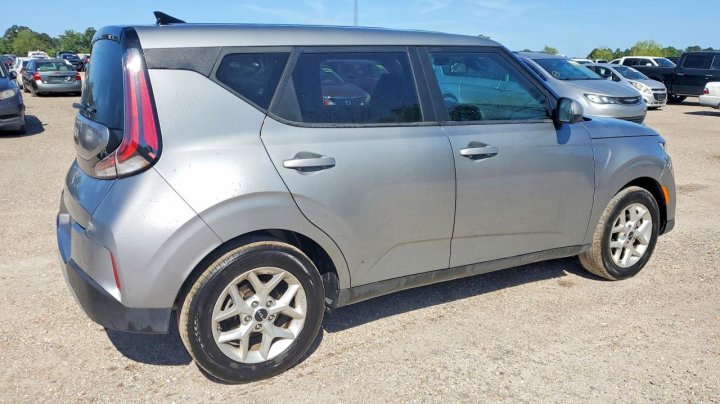 KIA Soul  2024