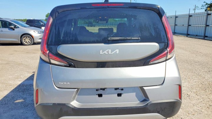 KIA Soul  2024