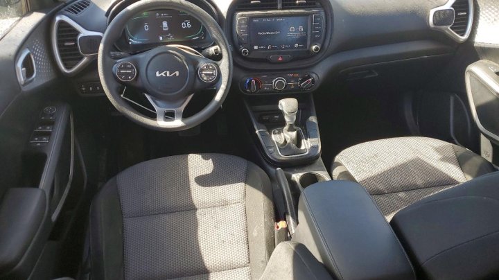 KIA Soul  2024