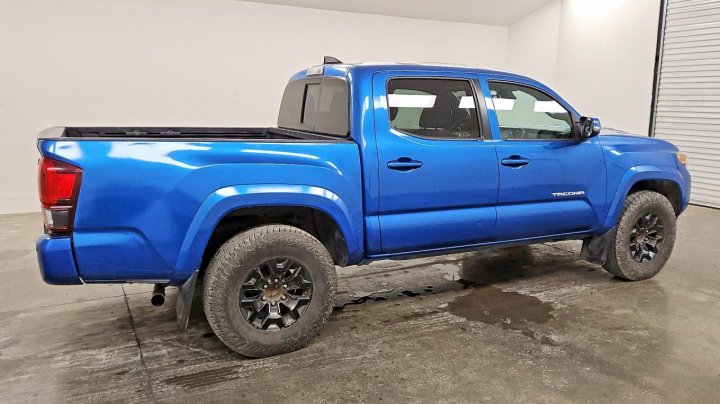 Toyota TACOMA  2018