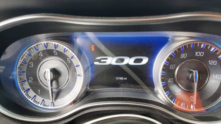 CHRYSLER 300  2023