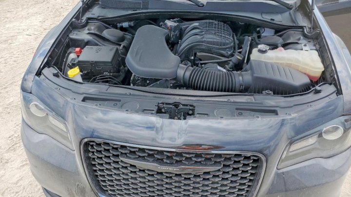 CHRYSLER 300  2023