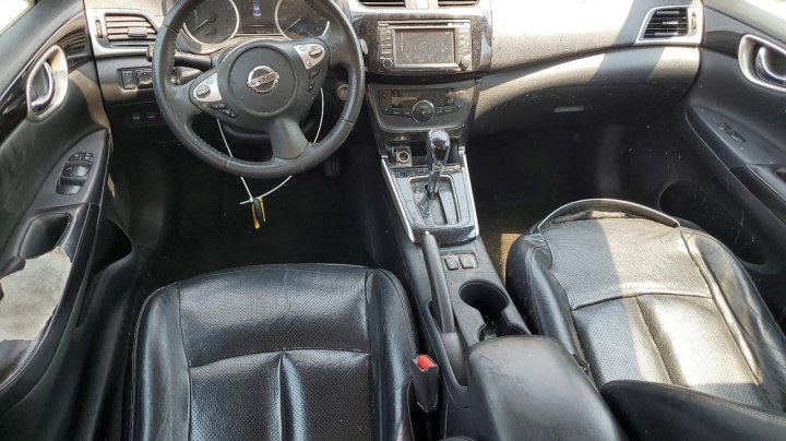 Nissan Sentra  2017