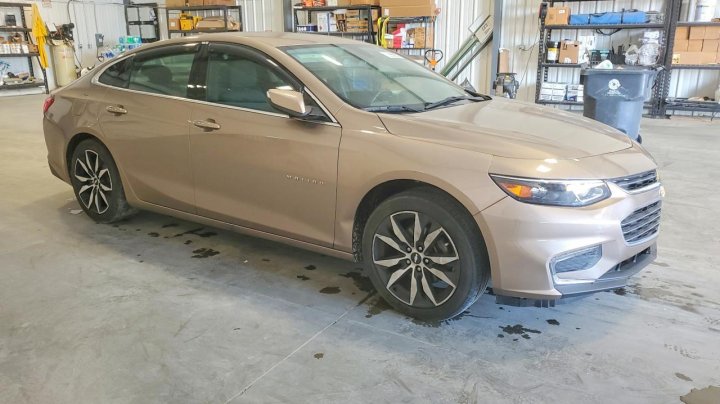 Chevrolet Malibu  2018