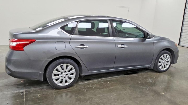 Nissan Sentra  2019