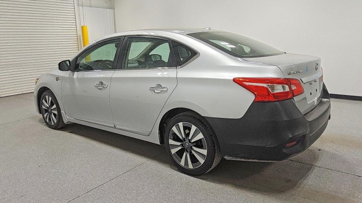 Nissan Sentra  2018