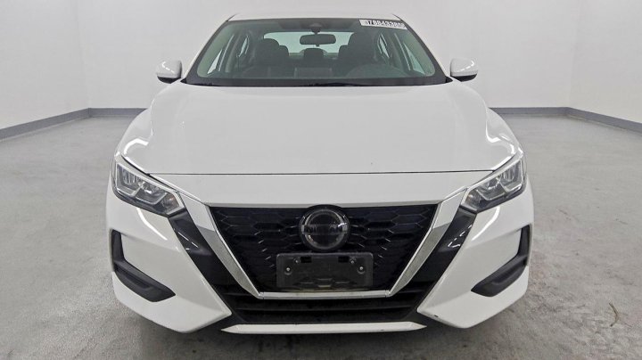 Nissan Sentra  2021