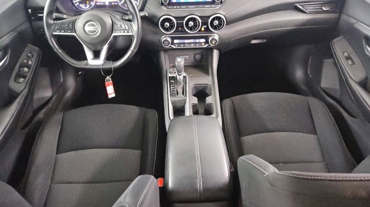 Nissan Sentra  2021