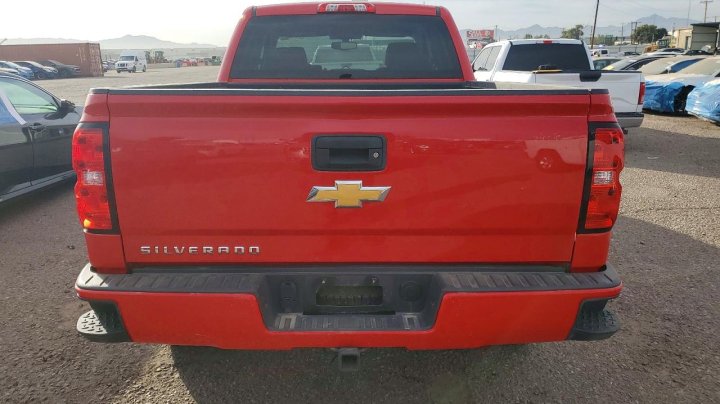Chevrolet Silverado  2018