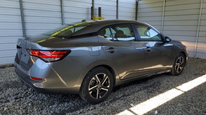 Nissan Sentra  2025