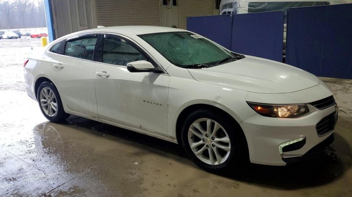 Chevrolet Malibu  2018